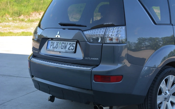 Mitsubishi Outlander cena 28900 przebieg: 221600, rok produkcji 2008 z Dzierzgoń małe 562